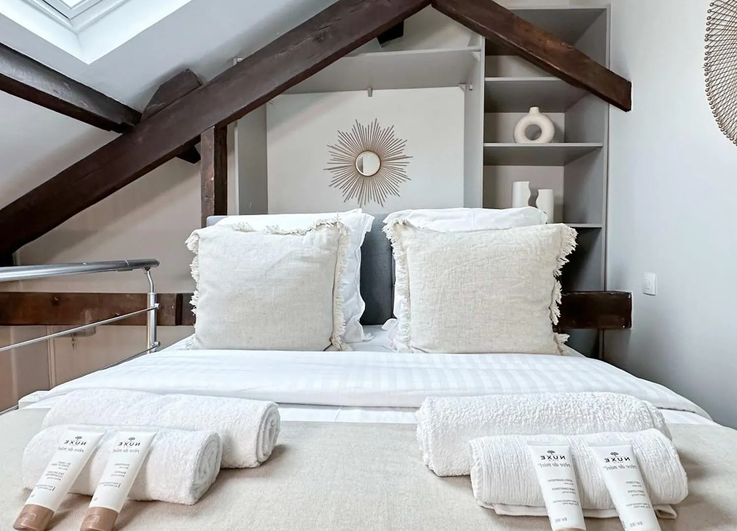 Stylish Duplex In Front Of Buttes-chaumont Apartment