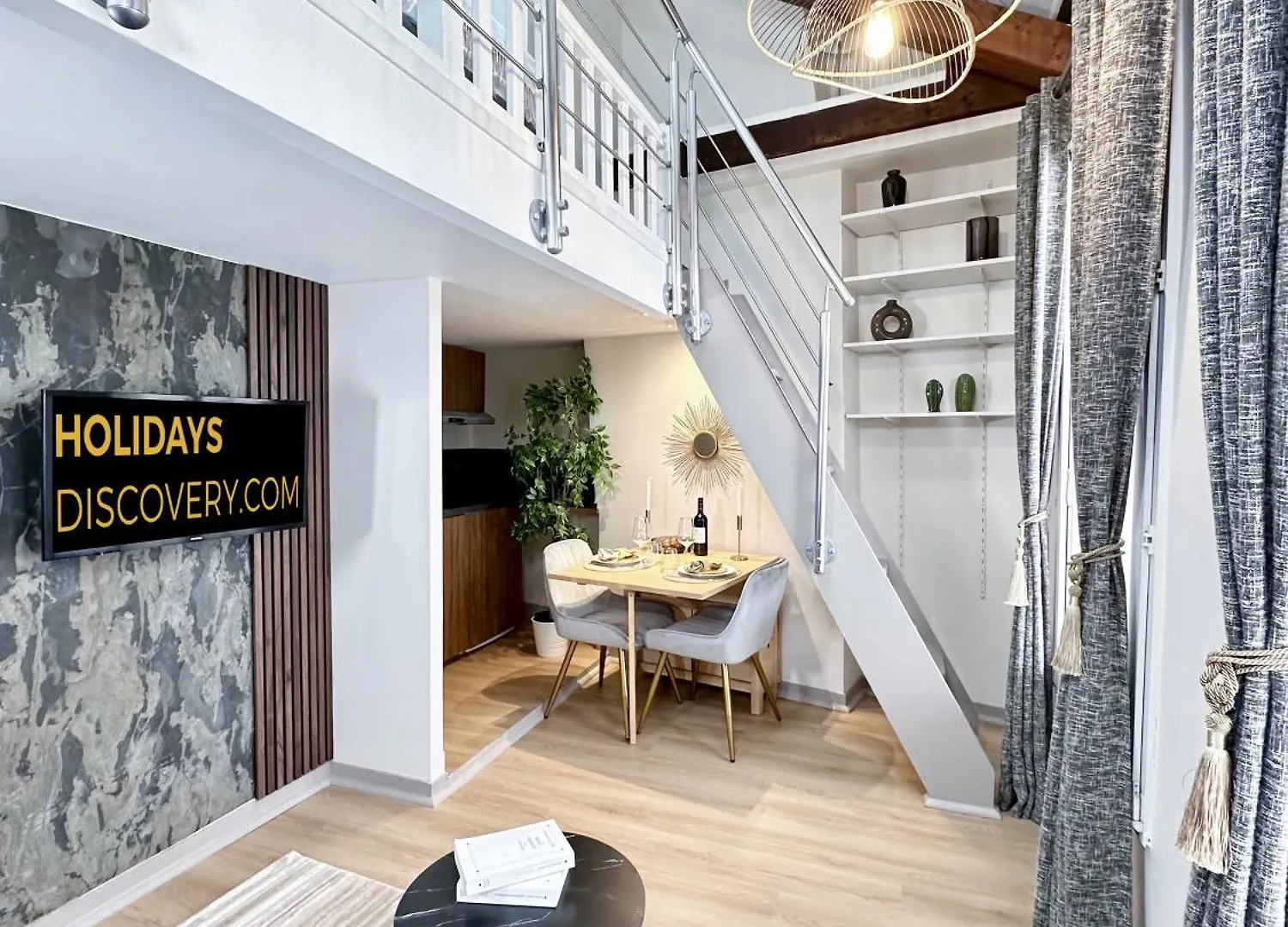 Stylish Duplex In Front Of Buttes-chaumont Apartment *